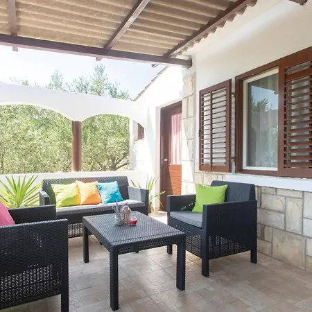 Lovely In With Kitchen Holiday home Vela Luka