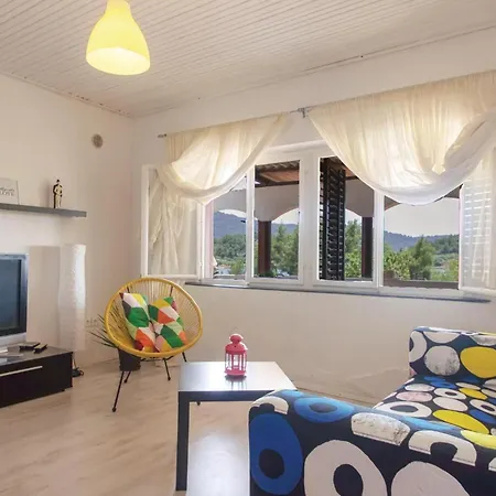 Lovely In With Kitchen