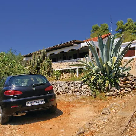 Gradina Bb * Vela Luka